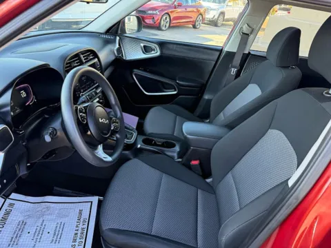 More photos of 2023 Kia Soul LX IVT at 5 Star Auto Plaza - St. Charles, MO