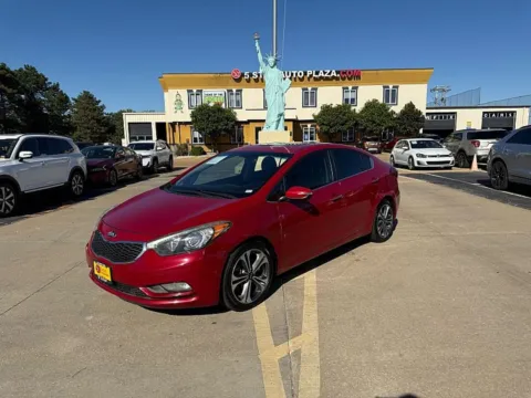 Red 2016 Kia Forte 4d Sedan EX for sale in Saint Charles, MO