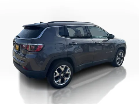 More photos of 2019 Jeep Compass 4d SUV 4WD Limited at 5 Star Auto Plaza - St. Charles, MO