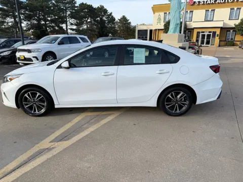More photos of 2024 Kia Forte LXS IVT at 5 Star Auto Plaza - St. Charles, MO
