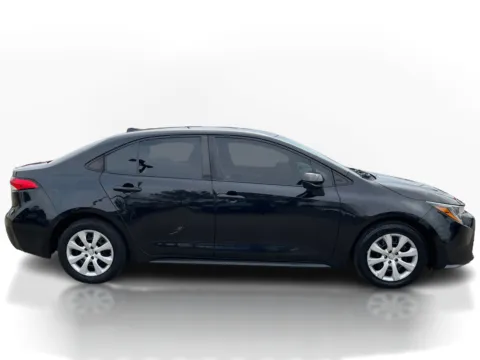 More photos of 2021 Toyota Corolla LE CVT at 5 Star Auto Plaza - St. Charles, MO