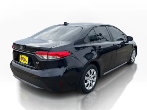 More photos of 2021 Toyota Corolla LE CVT at 5 Star Auto Plaza - St. Charles, MO