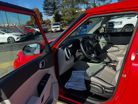 More photos of 2020 Kia Soul 4d Hatchback S at 5 Star Auto Plaza - St. Charles, MO
