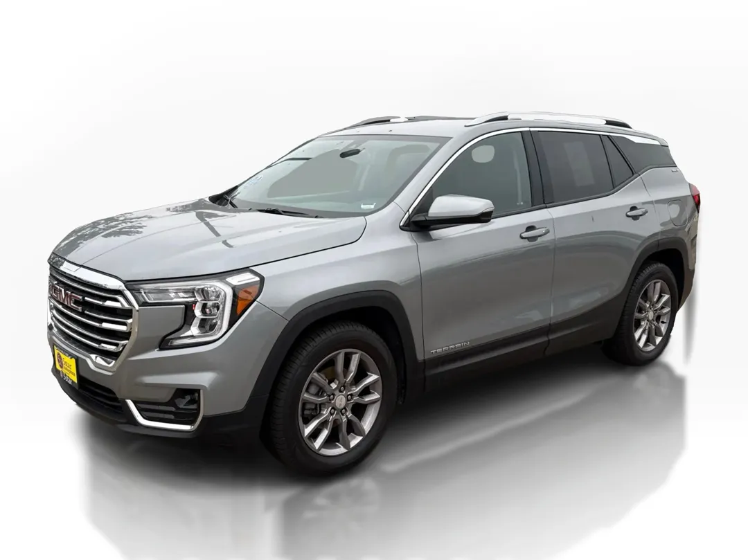 2023 GMC Terrain SLT's photo