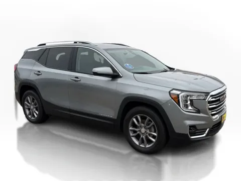 Another view of 2023 GMC Terrain FWD 4dr SLT for sale in Saint Charles, MO at 5 Star Auto Plaza - St. Charles