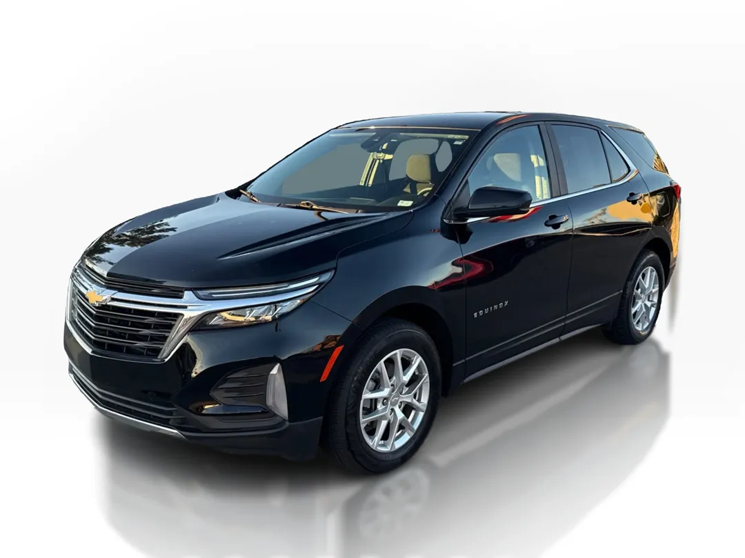 2023 Chevrolet Equinox FWD 4dr LT w/1LT for sale in Saint Charles, MO