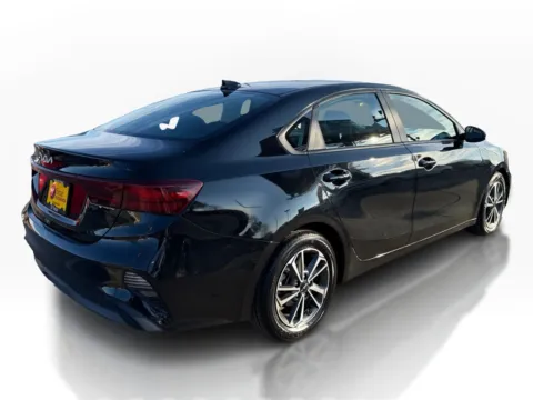 More photos of 2023 Kia Forte LX IVT at 5 Star Auto Plaza - St. Charles, MO