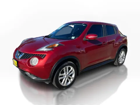 Red 2016 Nissan Juke 4d SUV FWD SV for sale in Saint Charles, MO