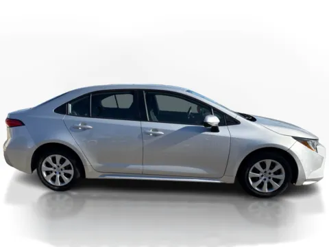 More photos of 2022 Toyota Corolla LE CVT at 5 Star Auto Plaza - St. Charles, MO