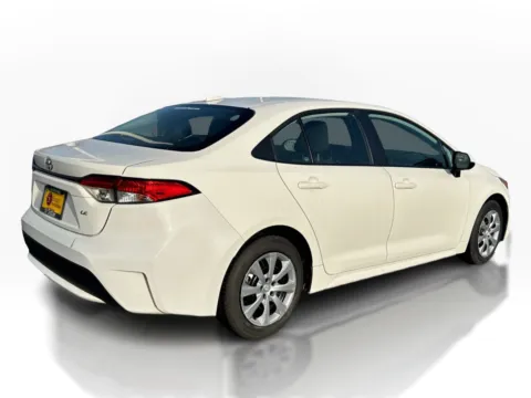 More photos of 2022 Toyota Corolla LE CVT at 5 Star Auto Plaza - St. Louis, MO