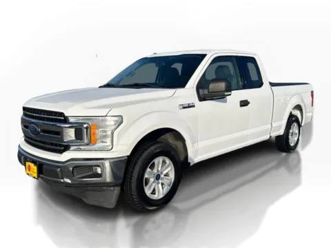 White 2018 Ford F-150 SuperCab XLT for sale in St. Louis, MO