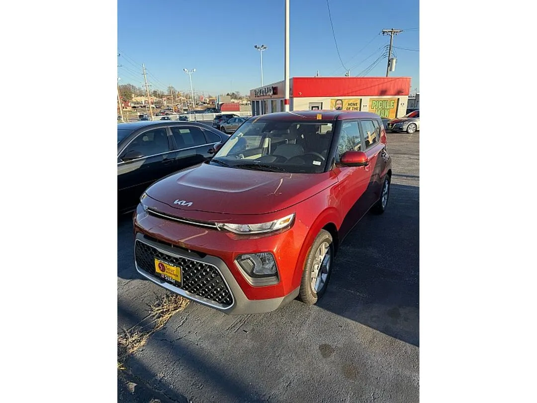 2022 Kia Soul LX IVT for sale in St. Louis, MO