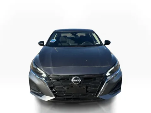 Photos of 2024 Nissan Altima 2.5 SV Sedan for sale in St. Louis, MO at 5 Star Auto Plaza - St. Louis