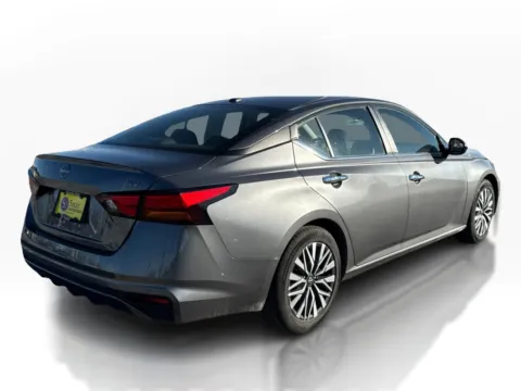 More photos of 2024 Nissan Altima 2.5 SV Sedan at 5 Star Auto Plaza - St. Louis, MO