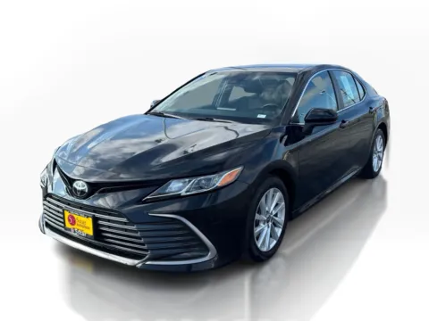 Black 2022 Toyota Camry LE Auto for sale in St. Louis, MO