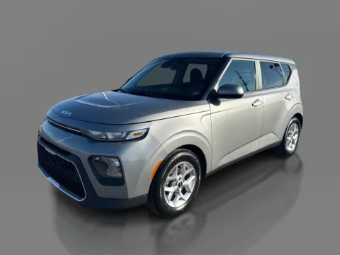 Gray 2022 Kia Soul LX IVT for sale in St. Louis, MO