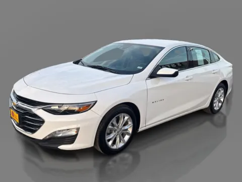 White 2023 Chevrolet Malibu 4dr Sdn 1LT for sale in St. Louis, MO