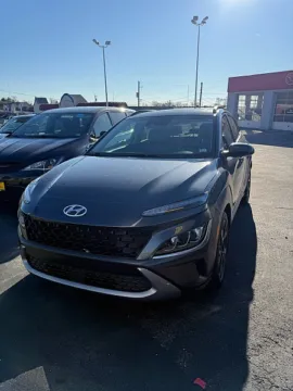 Gray 2022 Hyundai Kona Limited DCT FWD for sale in St. Louis, MO