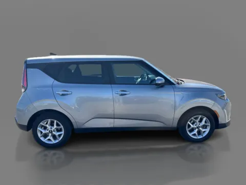 More photos of 2024 Kia Soul LX IVT at 5 Star Auto Plaza - St. Louis, MO
