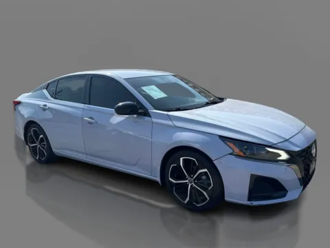 Another view of 2024 Nissan Altima 2.5 SR Sedan for sale in St. Louis, MO at 5 Star Auto Plaza - St. Louis