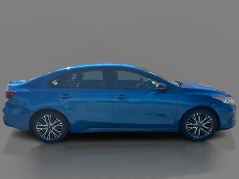 More photos of 2023 Kia Forte LXS IVT at 5 Star Auto Plaza - St. Louis, MO