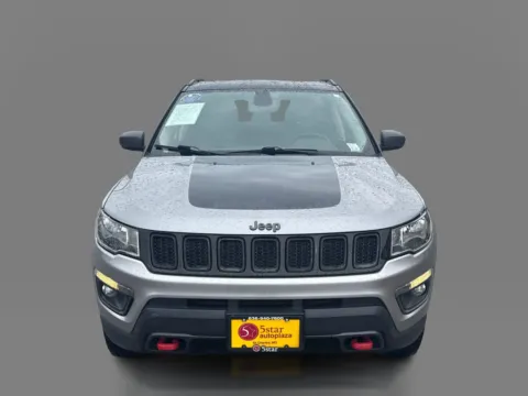 Photos of 2020 Jeep Compass 4d SUV 4WD Trailhawk for sale in St. Louis, MO at 5 Star Auto Plaza - St. Louis