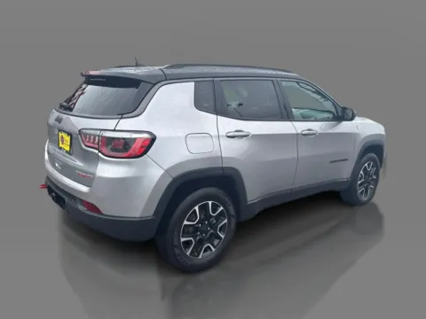 More photos of 2020 Jeep Compass 4d SUV 4WD Trailhawk at 5 Star Auto Plaza - St. Louis, MO