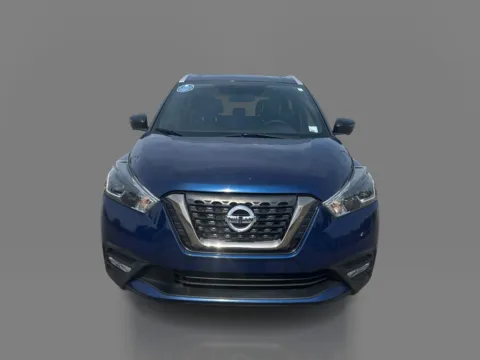 Photos of 2019 Nissan Kicks 4d SUV FWD SR for sale in St. Louis, MO at 5 Star Auto Plaza - St. Louis