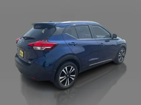 More photos of 2019 Nissan Kicks 4d SUV FWD SR at 5 Star Auto Plaza - St. Louis, MO