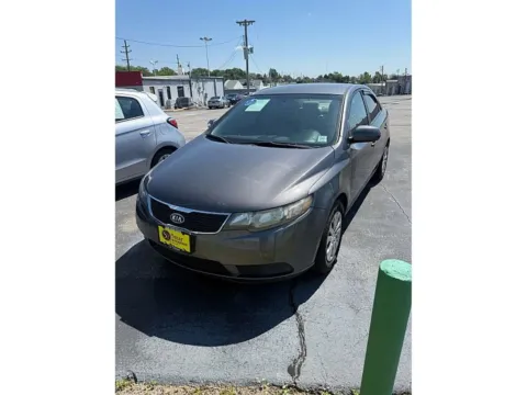 Gray 2013 Kia Forte 4d Sedan EX for sale in St. Louis, MO