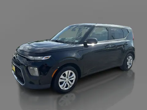 Black 2022 Kia Soul LX IVT for sale in St. Louis, MO