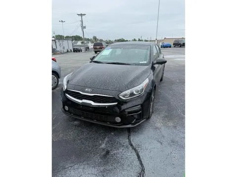 Black 2021 Kia Forte LXS IVT for sale in St. Louis, MO