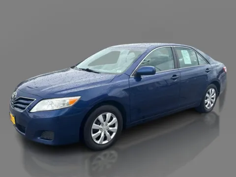 Blue 2011 Toyota Camry 4d Sedan LE Auto for sale in St. Louis, MO