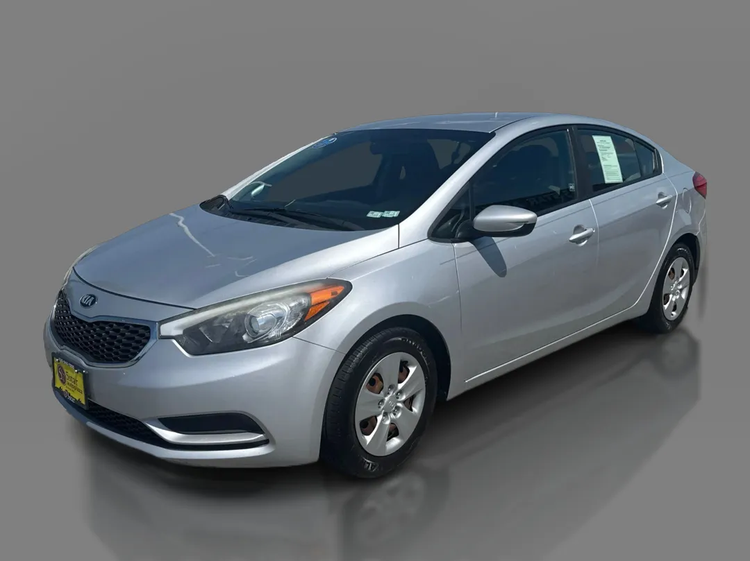 Gray 2016 Kia Forte 4d Sedan LX Popular for sale in St. Louis, MO