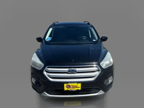 Photos of 2018 Ford Escape 4d SUV FWD SE for sale in St. Louis, MO at 5 Star Auto Plaza - St. Louis