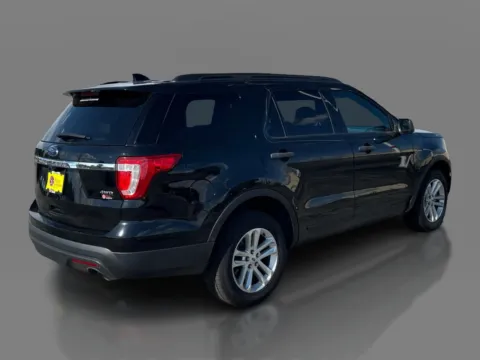 More photos of 2016 Ford Explorer 4d SUV 4WD at 5 Star Auto Plaza - St. Louis, MO