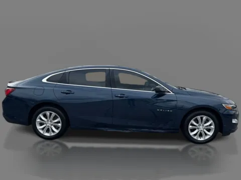 More photos of 2019 Chevrolet Malibu 4d Sedan LT at 5 Star Auto Plaza - St. Louis, MO