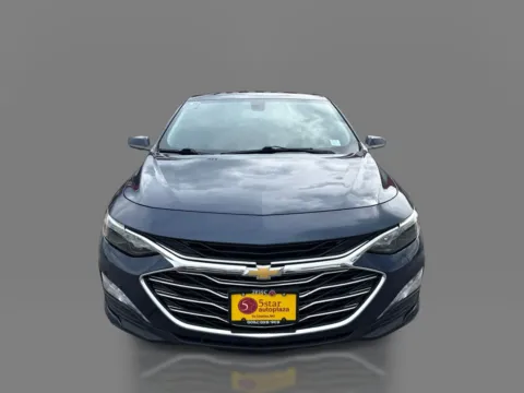 Photos of 2019 Chevrolet Malibu 4d Sedan LT for sale in St. Louis, MO at 5 Star Auto Plaza - St. Louis