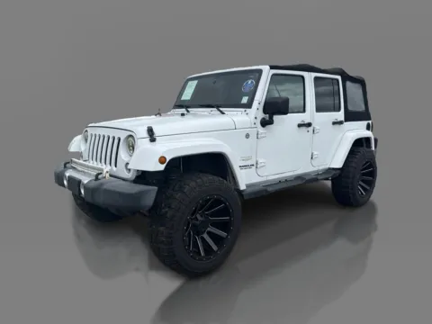 White 2015 Jeep Wrangler Unlimited 4d Convertible Sahara for sale in St. Louis, MO