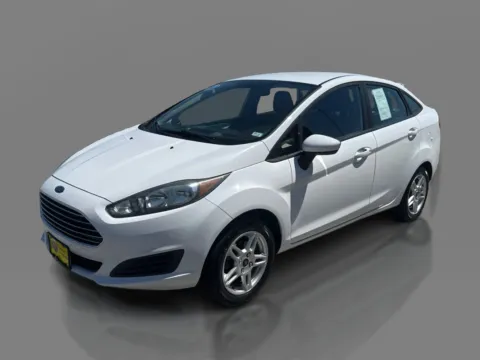 White 2018 Ford Fiesta 4d Sedan SE for sale in St. Louis, MO