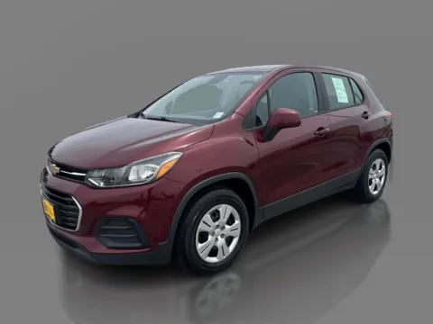 Red 2017 Chevrolet Trax 4d SUV FWD LS for sale in St. Louis, MO