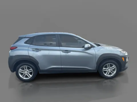 More photos of 2020 Hyundai Kona 4d SUV FWD SE at 5 Star Auto Plaza - St. Louis, MO