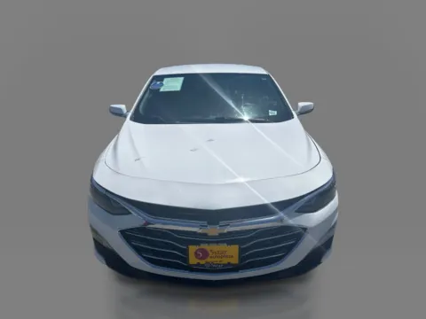 Photos of 2021 Chevrolet Malibu 4dr Sdn LT for sale in St. Louis, MO at 5 Star Auto Plaza - St. Louis