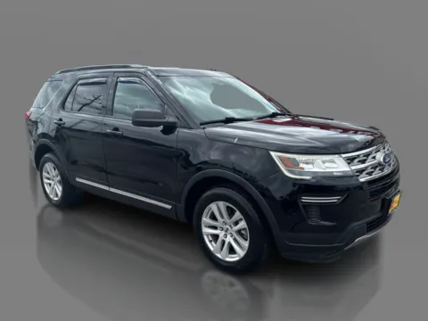 Another view of 2018 Ford Explorer 4d SUV 4WD XLT for sale in St. Louis, MO at 5 Star Auto Plaza - St. Louis