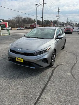 Gray 2022 Kia Forte LXS IVT for sale in St. Louis, MO