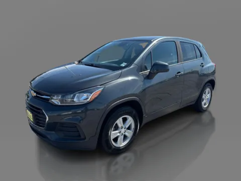 Gray 2020 Chevrolet Trax 4d SUV FWD LS for sale in St. Louis, MO
