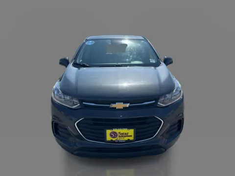 Photos of 2020 Chevrolet Trax 4d SUV FWD LS for sale in St. Louis, MO at 5 Star Auto Plaza - St. Louis