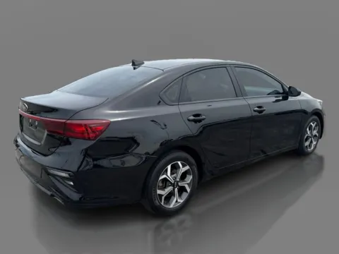More photos of 2021 Kia Forte LXS IVT at 5 Star Auto Plaza - St. Louis, MO