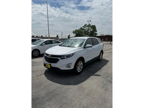 White 2020 Chevrolet Equinox 4d SUV FWD LT w/2FL for sale in St. Louis, MO