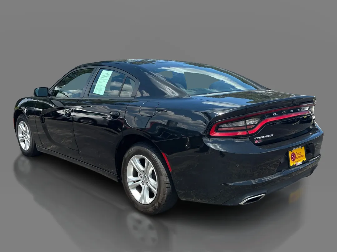 2022 Dodge Charger SXT - Photo 7